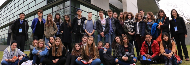 2016-03-11_French students visit AU Museum