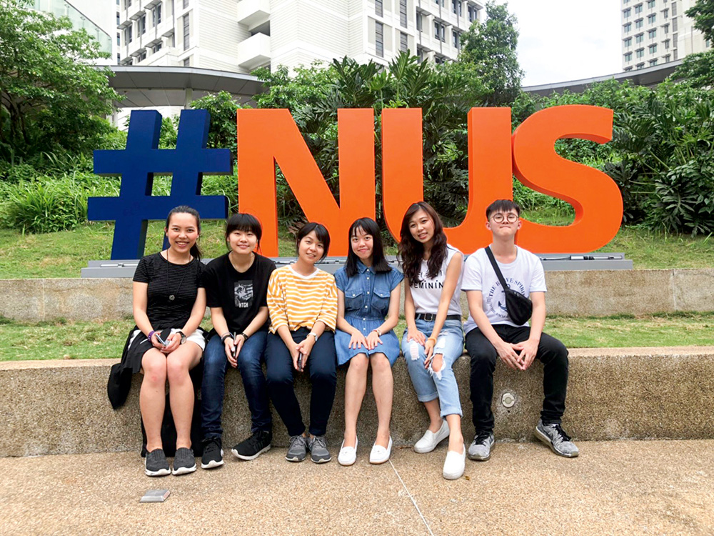 AU Students Study at National University of Singapore