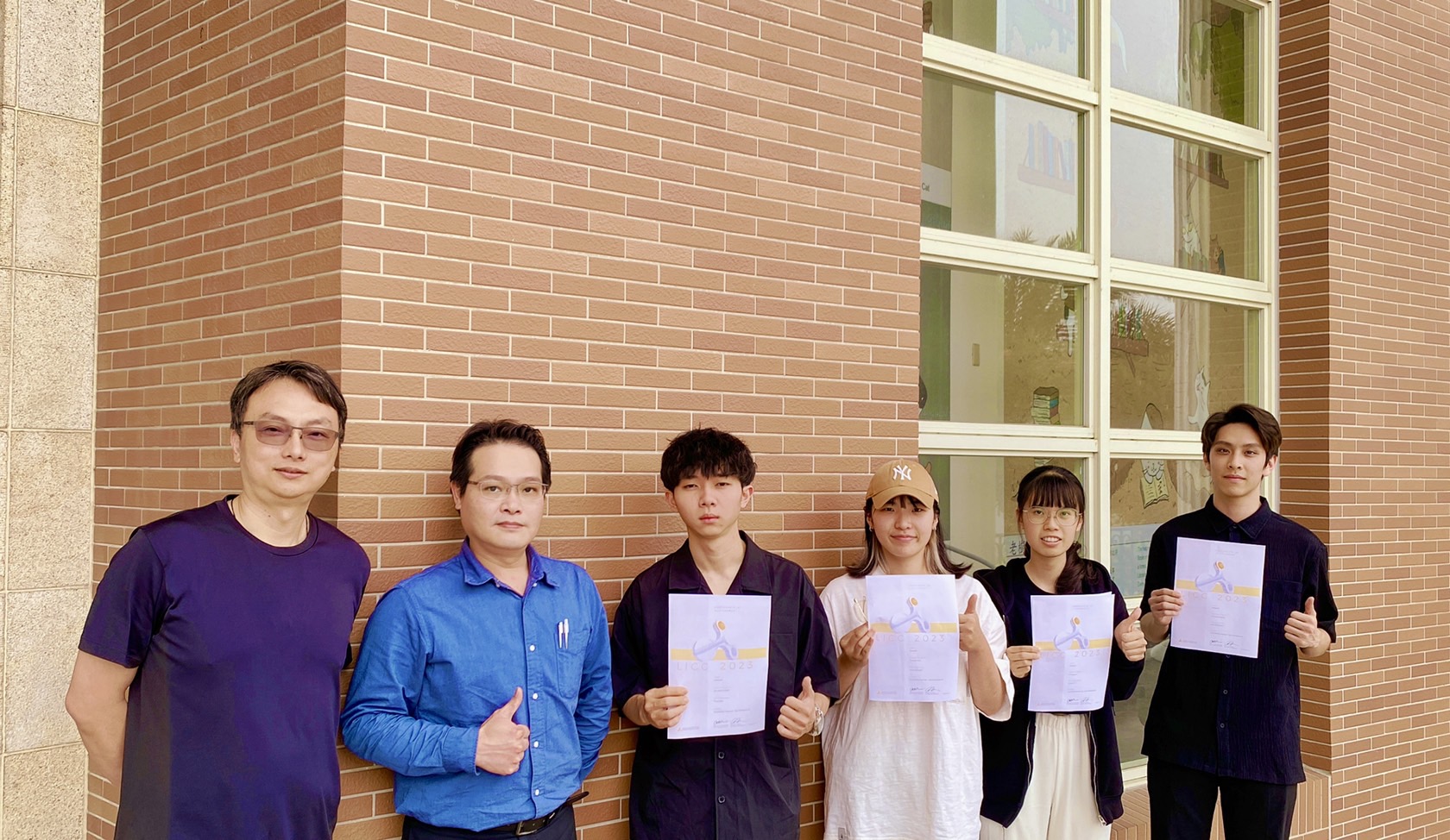 (from right to left) Asia University's Department of Interior Design students He-Xiang Chang, Yi-Tong Lin, Yu-Han Chen, Jia-Hao Zhang along with instructors Shi-Yuan Liu and Chih-Hua Wang