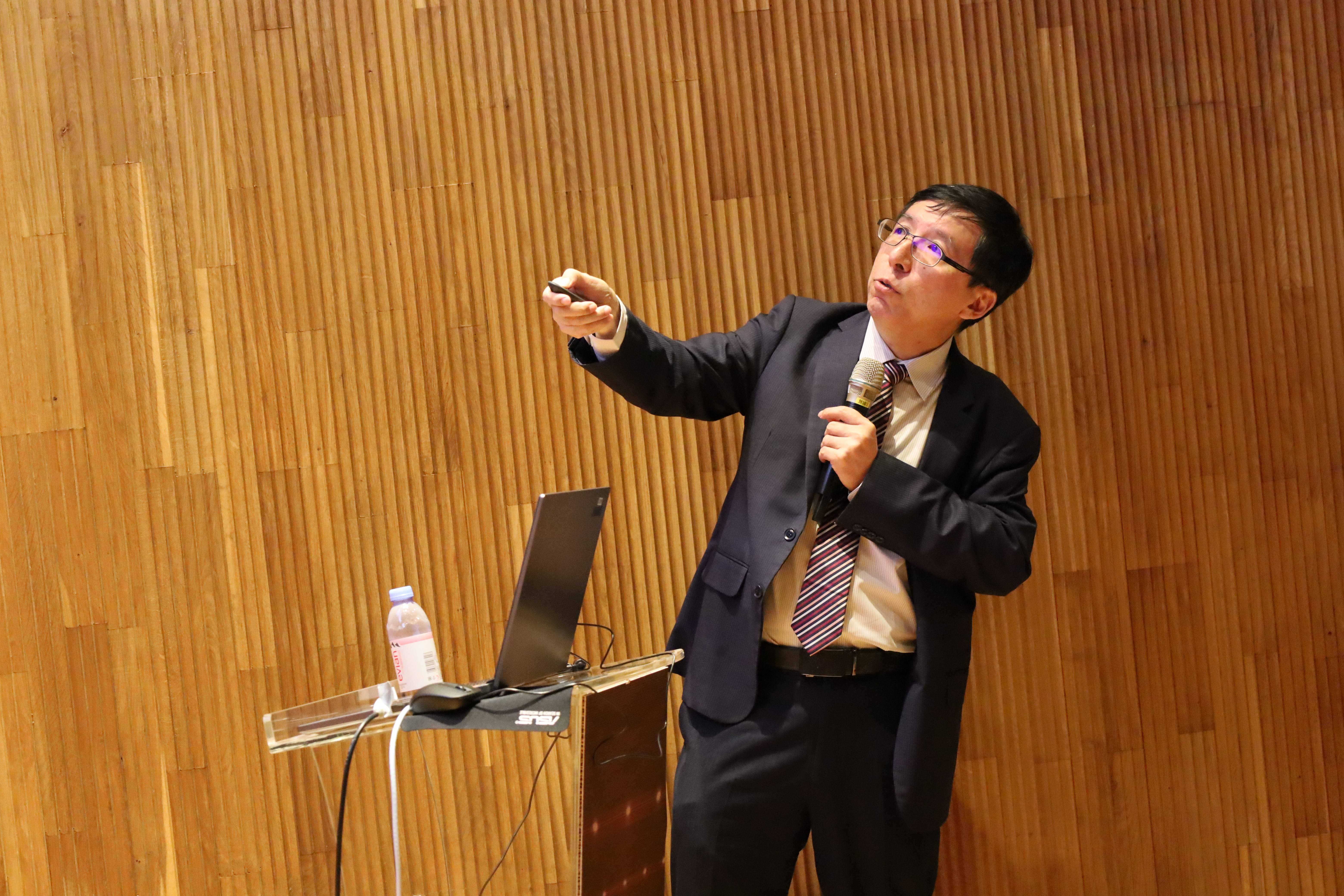 NYCU Dean Chi‑Ying Huang explores anti‑aging nutraceutical research and quantum modeling